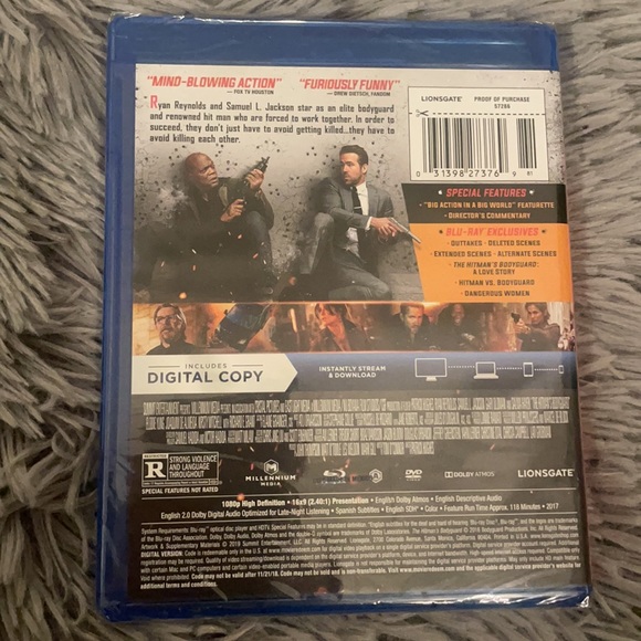 The hitman’s bodyguard - Picture 2 of 3